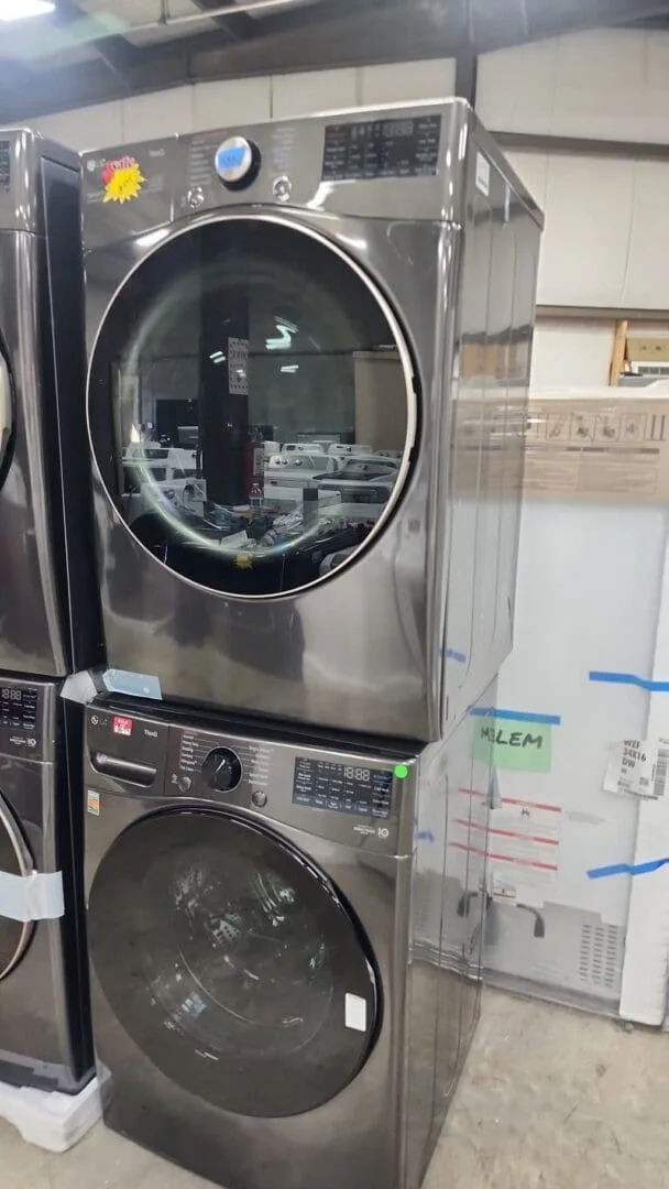 4.5 cu. ft. Ultra Large Capacity Smart Front Load With 7.4 cu. ft. Ultra Large Capacity Front Load Gas Dryer