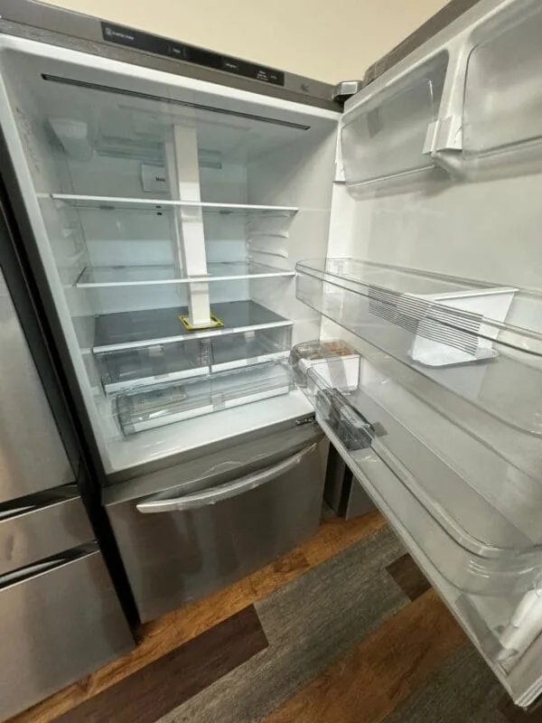 LG New - 25.5 Cu. Ft. Bottom-Freezer Refrigerator - Stainless Steel