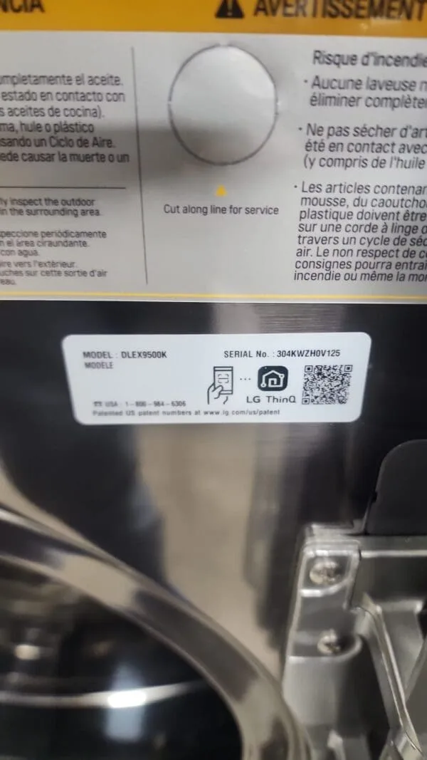 LG - SIGNATURE 5.8 Cu. Ft. High-Efficiency Front Load Washer With 9.0 Cu. Ft. Smart Electric Dryer