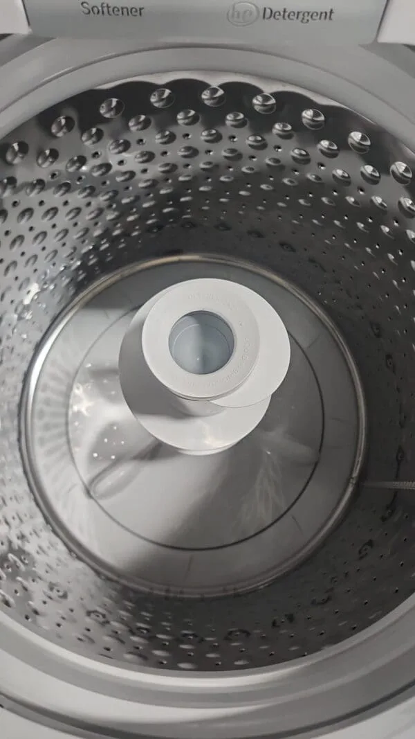 GE - 4.5 cu ft Top Load Washer - White
