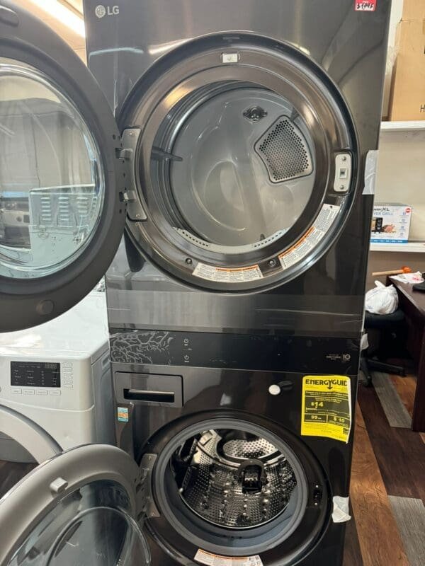 LG - 5.0 Cu. Ft. HE Smart Front Load Washer and 7.4 Cu. Ft. Electric Dryer WashTower - Black Steel