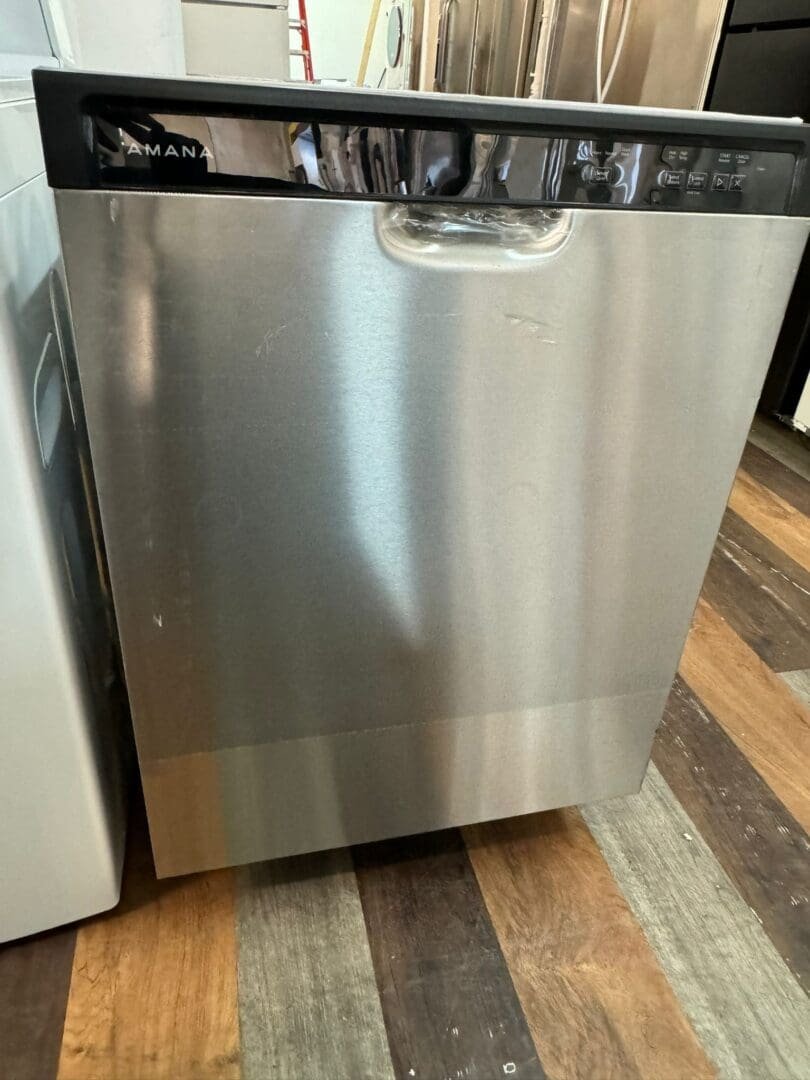 Amana Used Dishwasher – Stainless