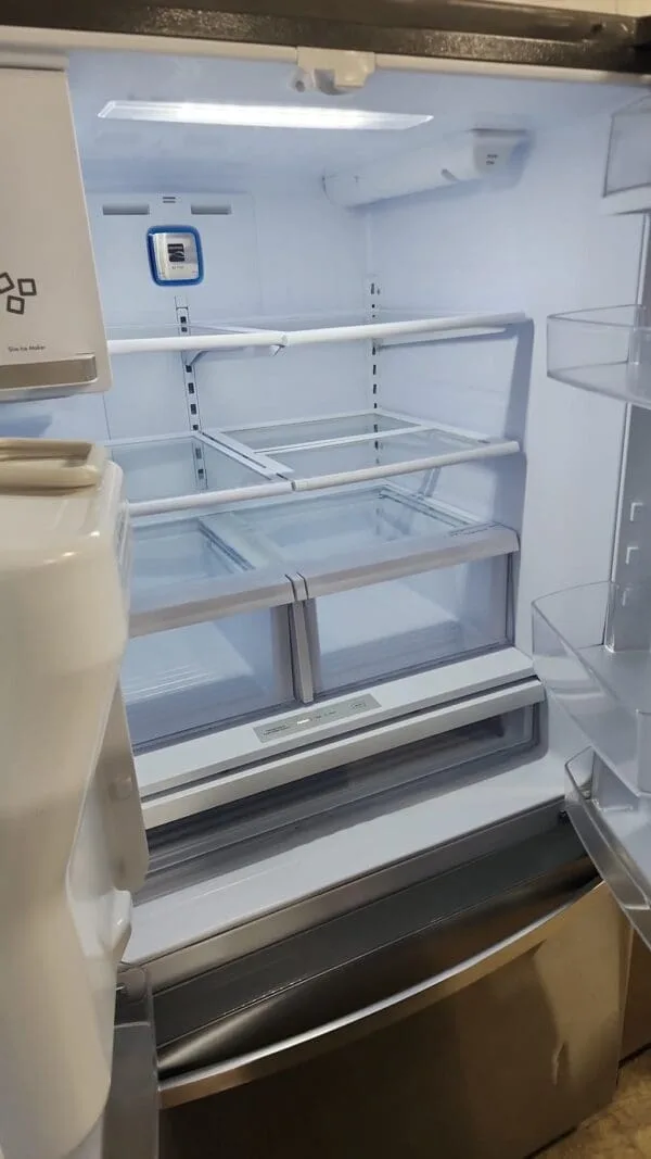 Kenmore New 23.5-cu ft French Door Refrigerator with Dual Ice Maker, Water and Ice Dispenser Stainless