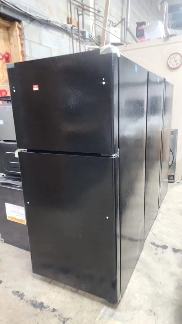 : New 30" Width Top Bottom Refrigerator - Black