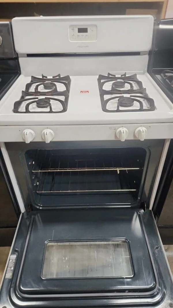 Frigidaire Used Gas Burner Stove Freestanding - White