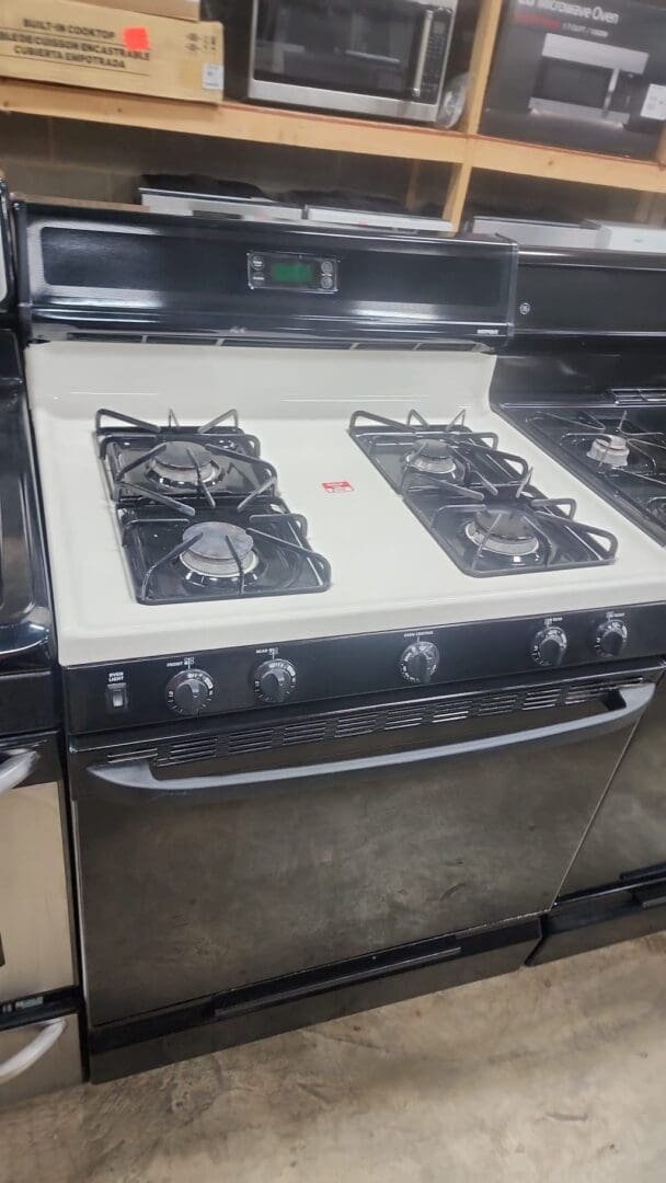 Hotpoint Used Gas Stove Freestanding – Black And White