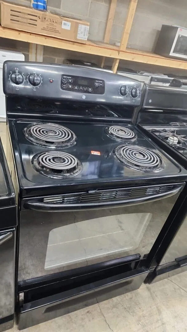 GE Used Coil Top Stove Freestanding - Black
