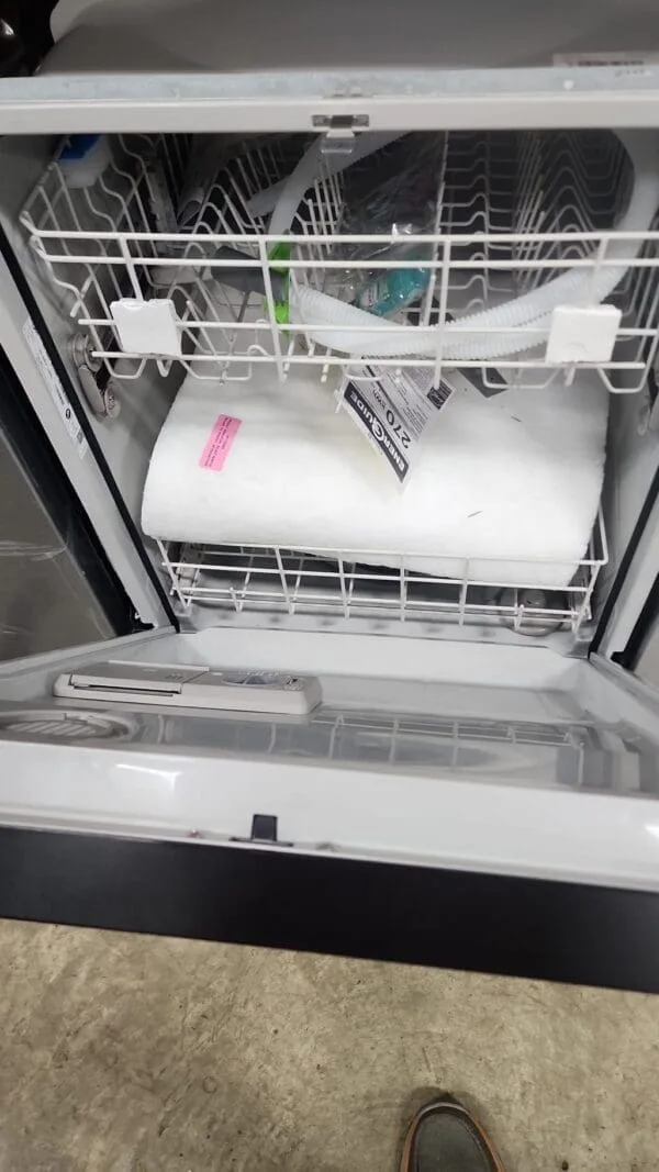 : Whirlpool Dishwasher - Stainless