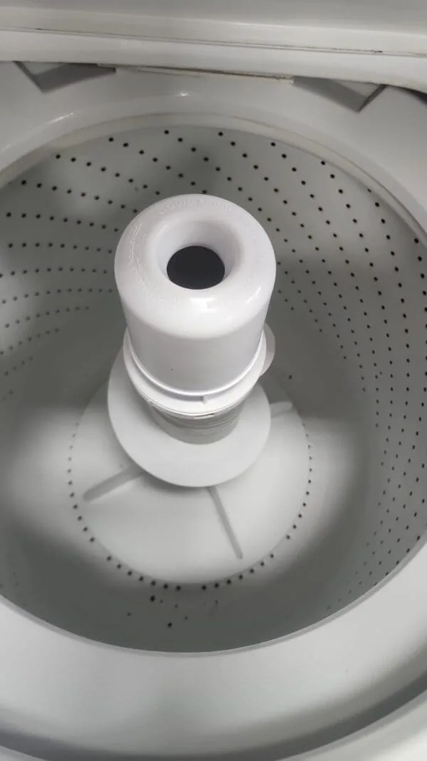 o: Kenmore Washer Dryer Set - White