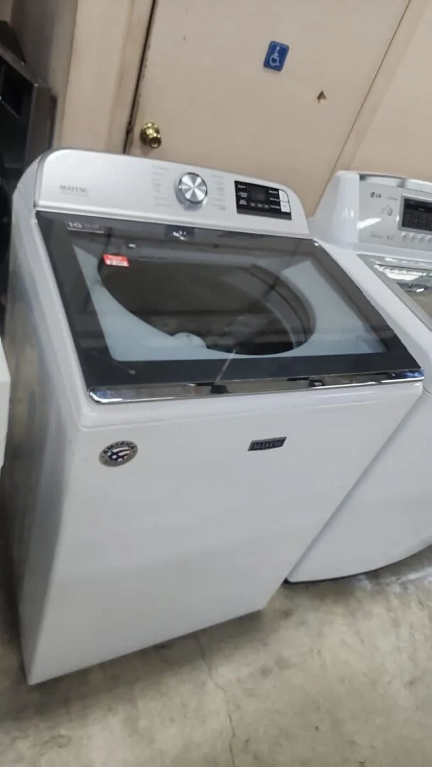 Maytag Used Top Loading Washer – White