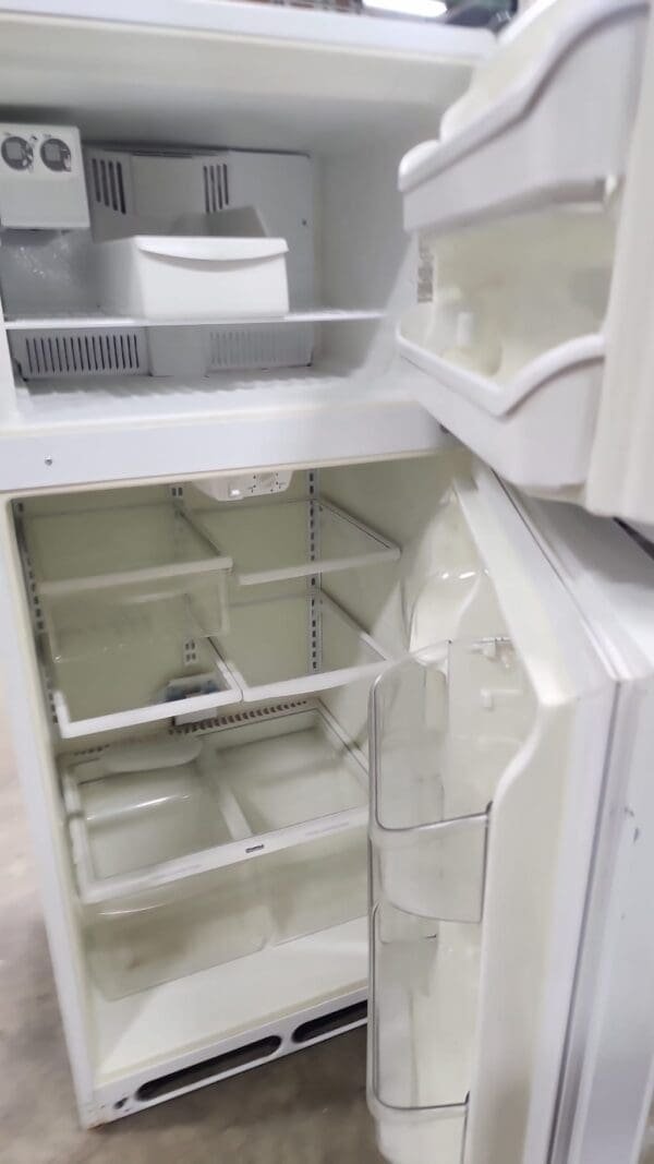 Kenmore Used Top Bottom Refrigerator - White