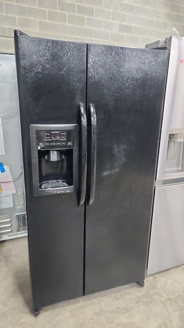 GE Used Side By Side Refrigerator – Black