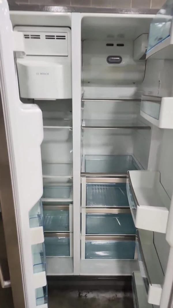 Bosch Used 20.2 cu. ft. Counter-Depth Side by Side Refrigerator - Stainless
