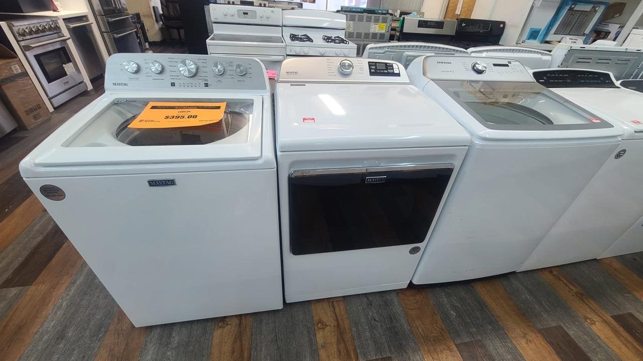 Maytag New Washer Dryer Set – White