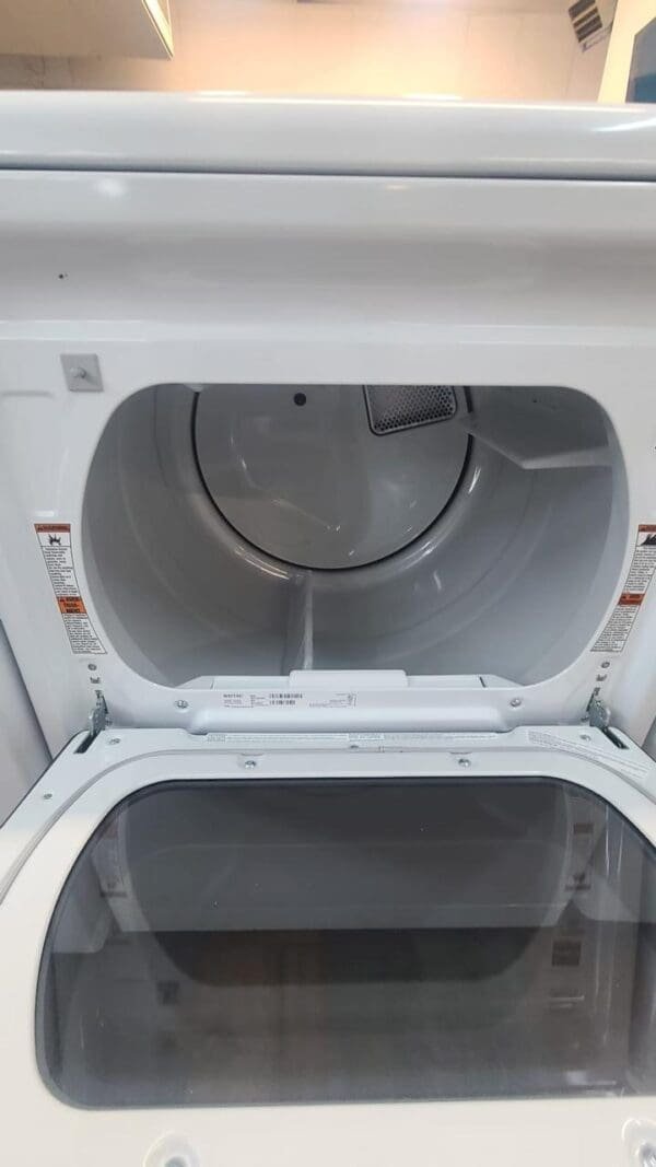 White Maytag New Washer Dryer Set