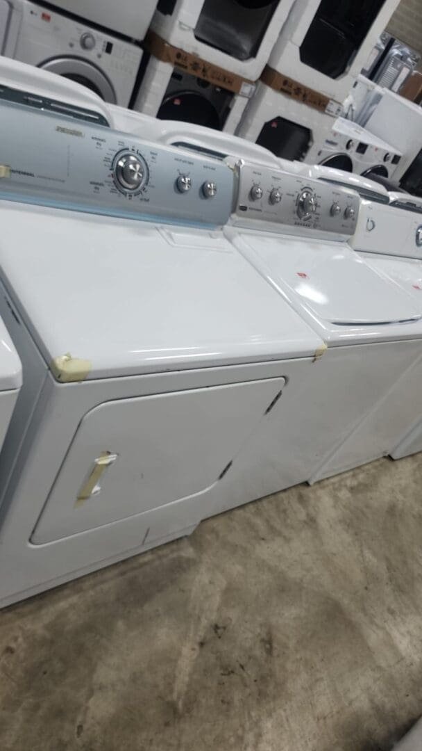 Maytag New Washer Dryer Set – White