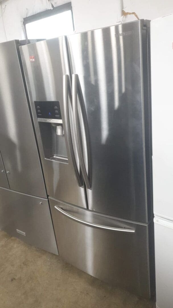 Samsung 33″ Wide Refurbished 3 Door French Door Refrigerator – Stainless