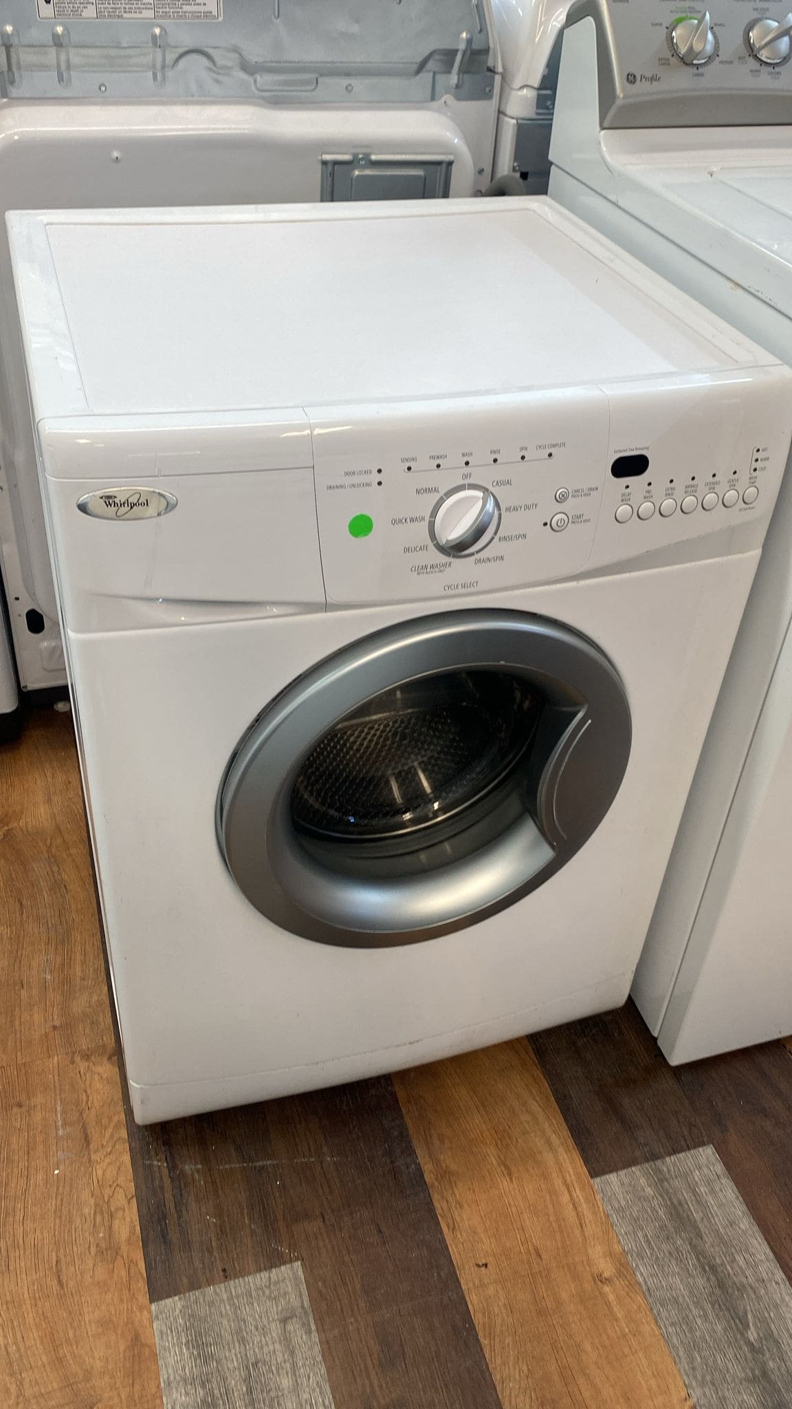 Whirlpool 24″ Used Front Load Washer – White