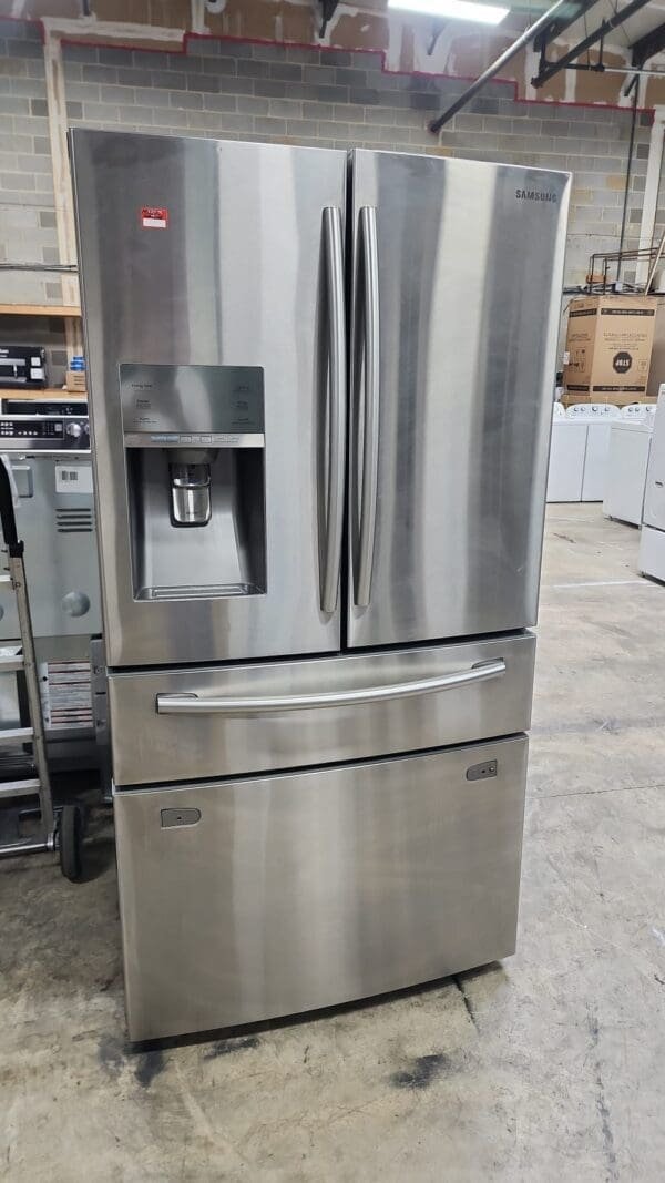 Samsung Like New 36 Inch French Door Refrigerator with 29.1 cu. ft. Capacity - Stainless