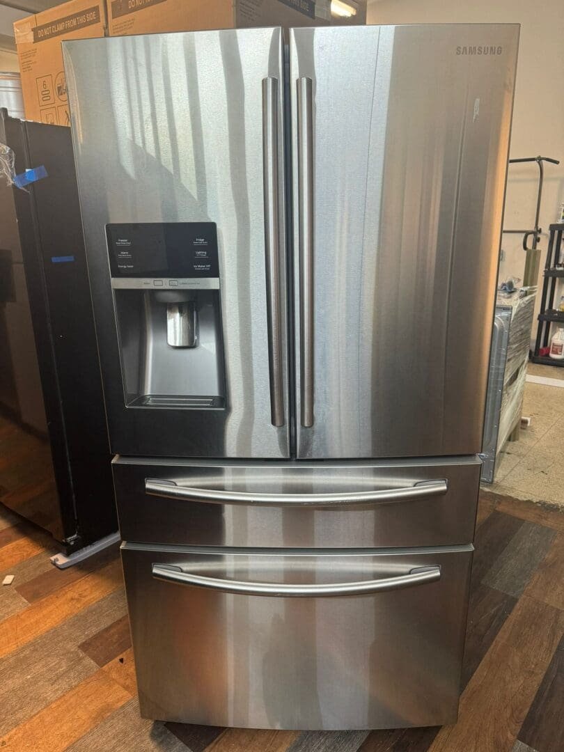 Samsung Refurbished 36 Inch 4-Door French Door Refrigerator
