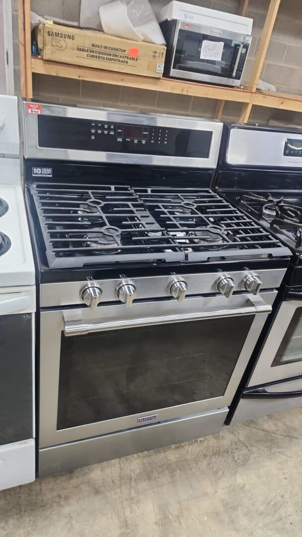 Maytag Like New Gas Stove Freestanding – Stainless