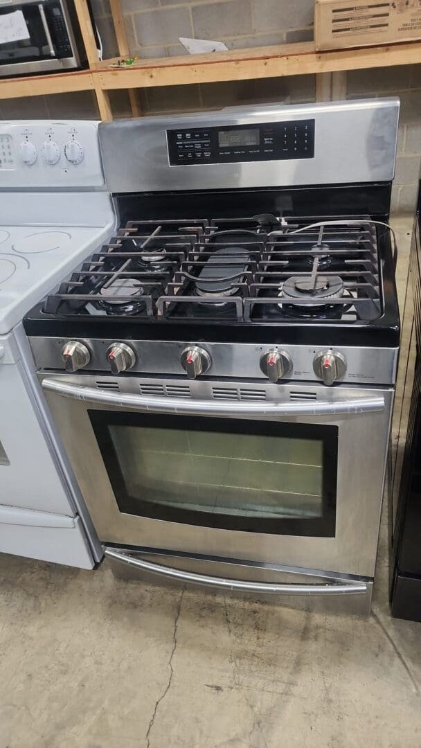 Used Gas Range Freestanding – Stainless
