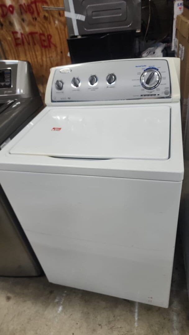 Whirlpool Used Top Bottom Refrigerator – White