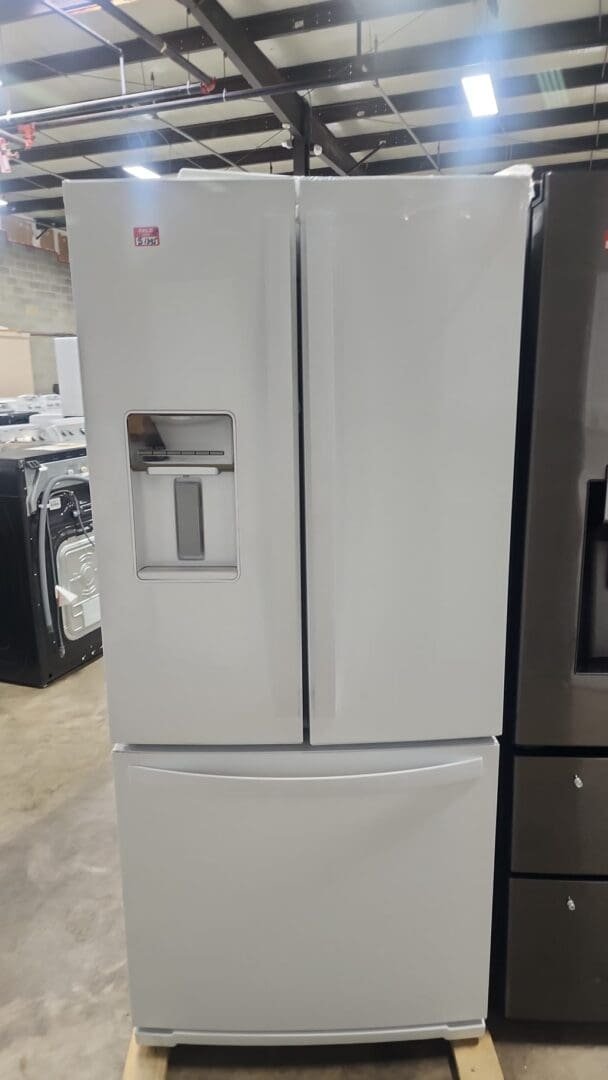 Whirlpool WRF560SEHW03 30-inch Wide French Door Refrigerator