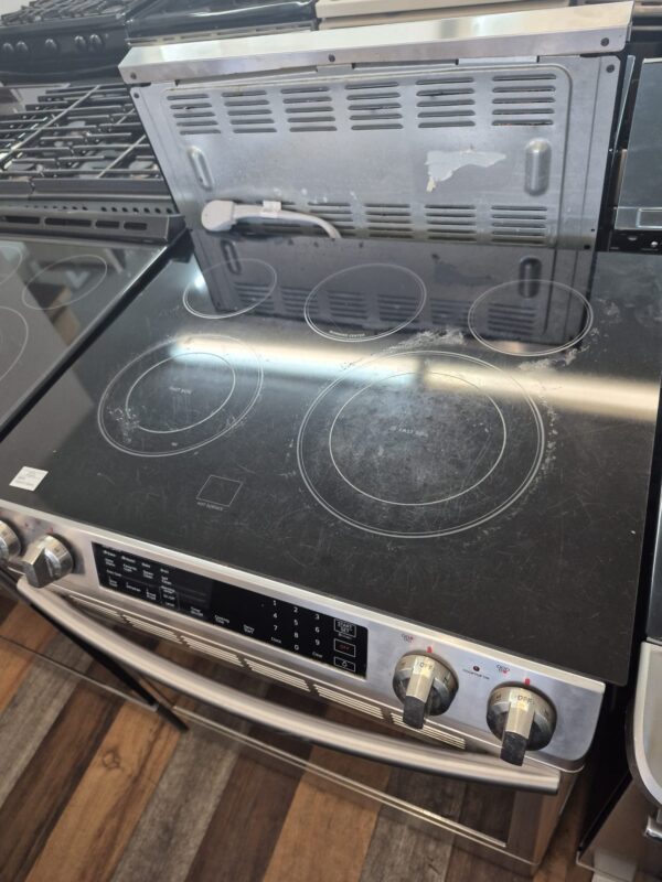 Samsung Used NE58K9430SS 30 Inch Slide-in Electric Range - Image 3