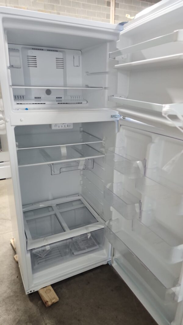 Whirlpool New 28" WRT518SZFW04 Top-Freezer Refrigerator - Image 3