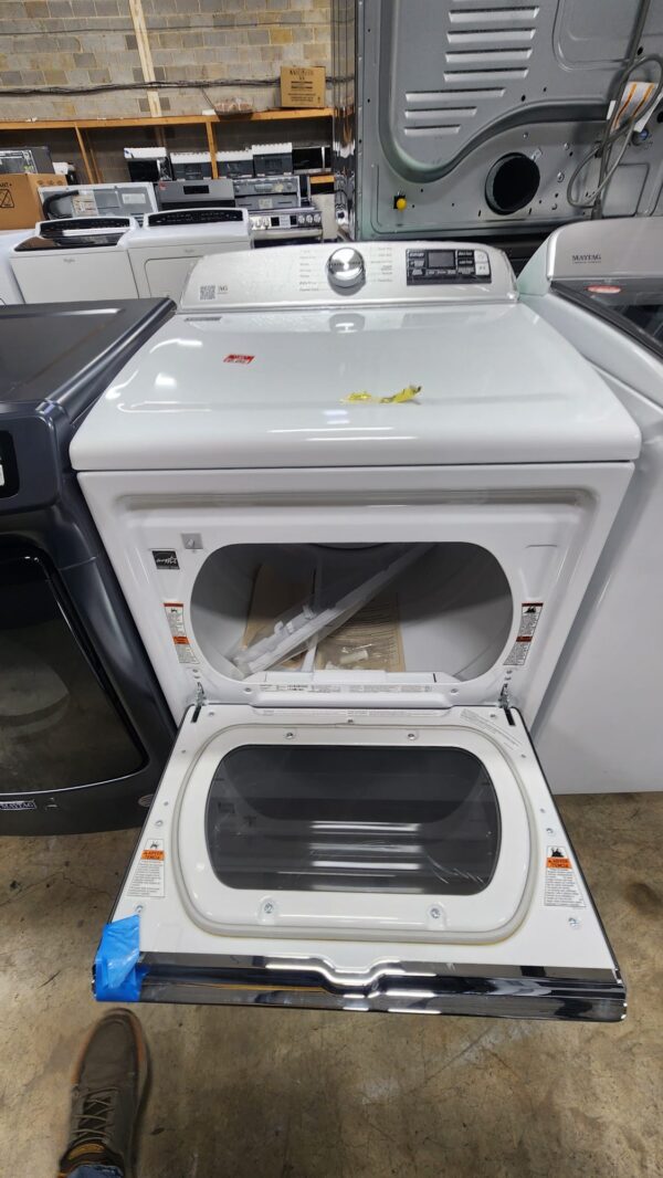 Maytag New MGD7230HW 27 Inch Gas Smart Dryer - Image 3
