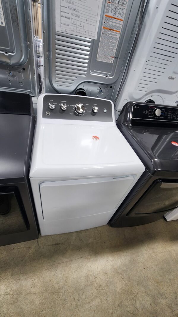 GE GTD48EASW0WB 7.2 cu ft Electric Dryer - Image 2