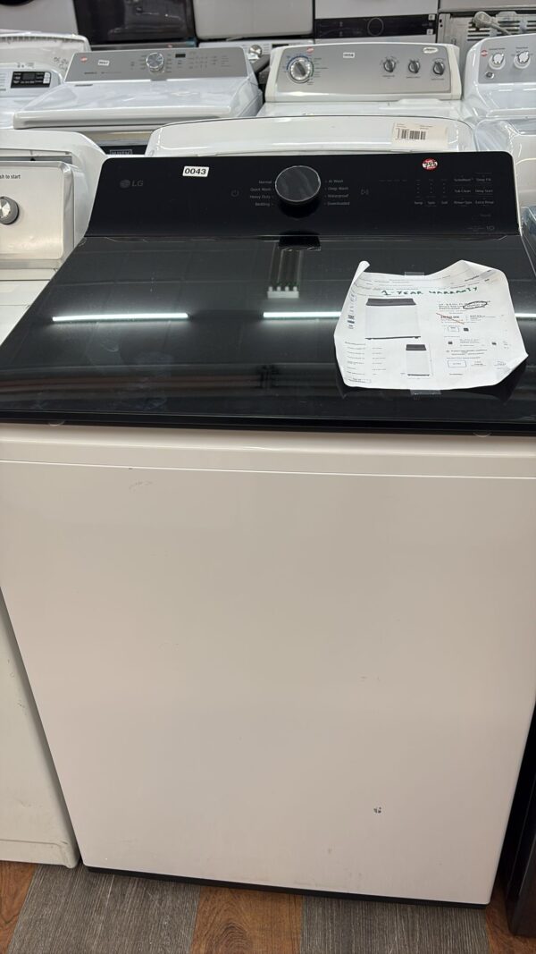 LG WT4800CW 5.5 cu. ft. Mega Capacity Smart Top Load Washer - Image 2