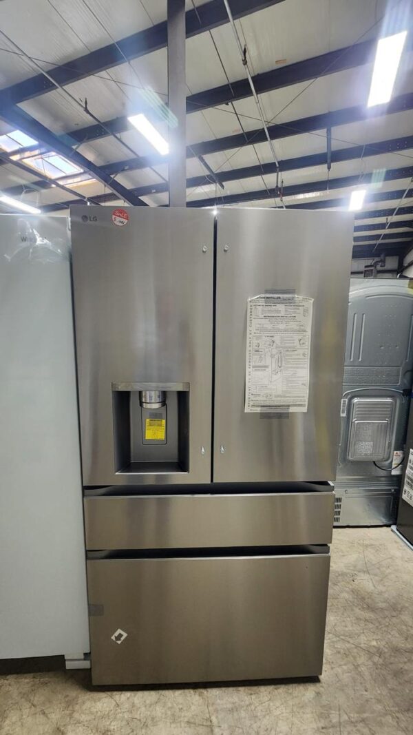 LG LF29H8330S 36 Inch Smart 4-Door French Door Refrigerator - Image 2